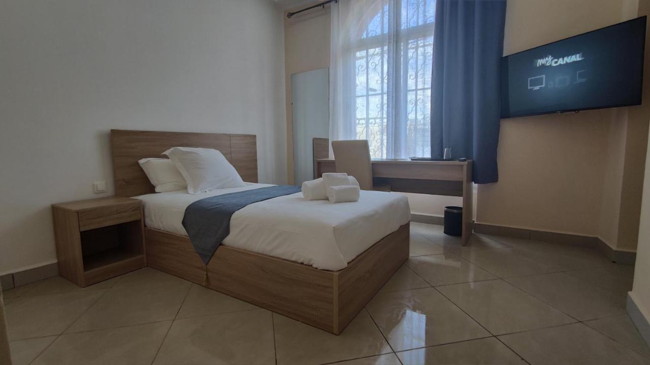 Downtown Hotel Antananarivo Exterior foto