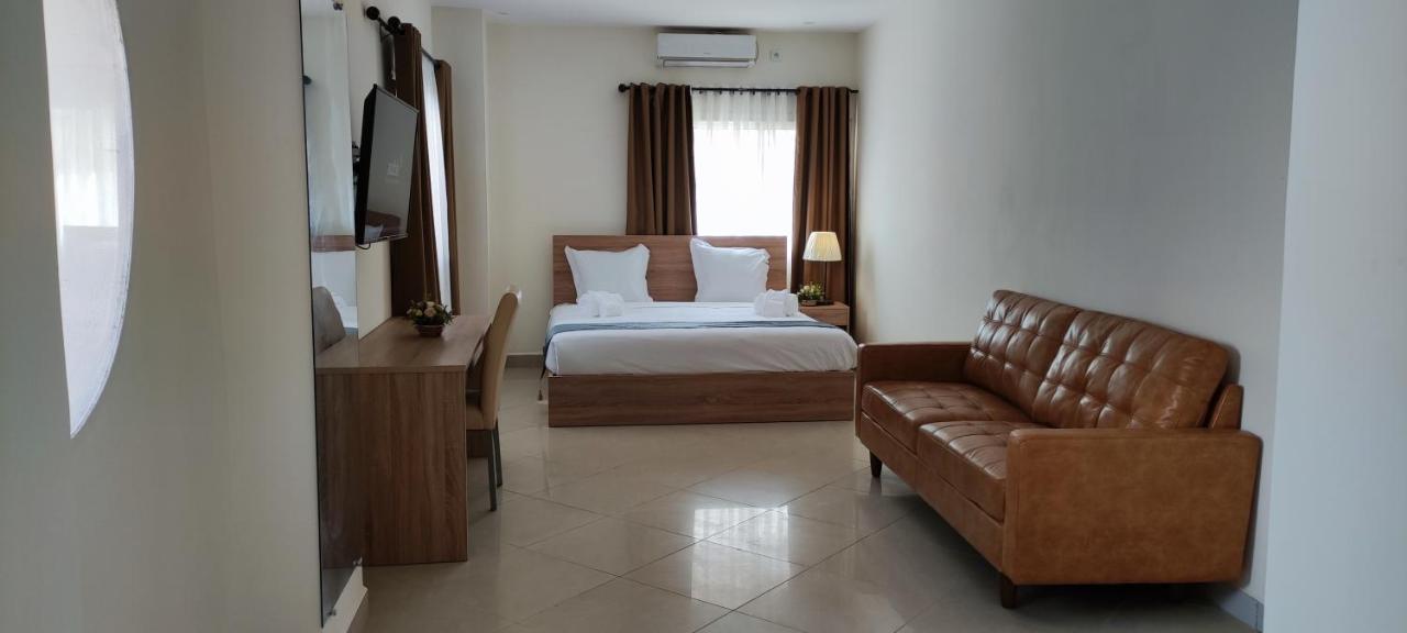 Downtown Hotel Antananarivo Exterior foto